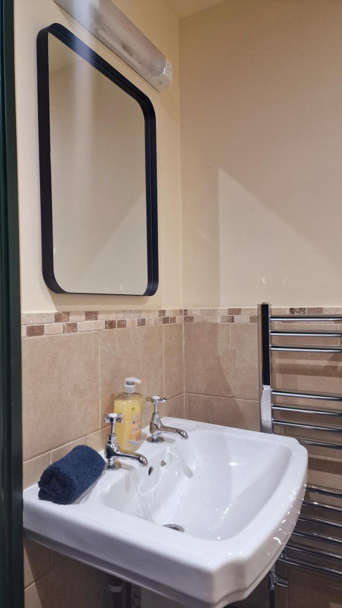 Y Gwydyr Hotel - Dolwyddelan Kültér fotó